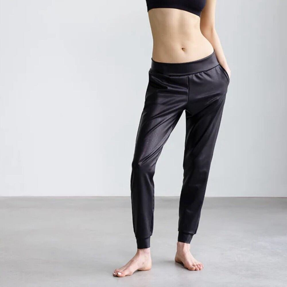 Commando Women's Pull-On Faux Leather Tapered Leg Jogger Pant Black SZ‎ L Pocket
